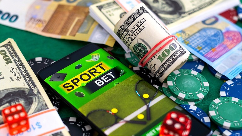 Play now and enjoy high rewards and huge payouts at your fingertips. 44 Play now and enjoy high rewards and huge payouts at your fingertips. 44